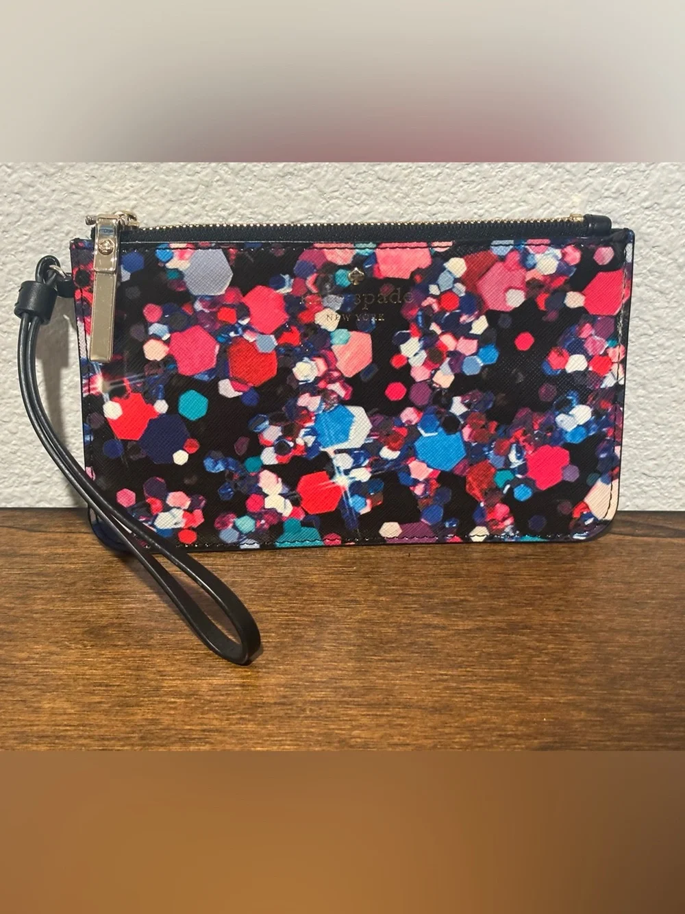 kate spade black multicolor confetti wristlet w storybook lining - Picture 1 of 7